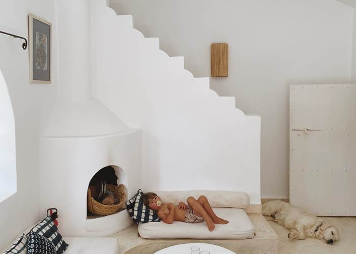 les vacances, la sieste au frais dans la suite hammam... (by mamafolk-photography)