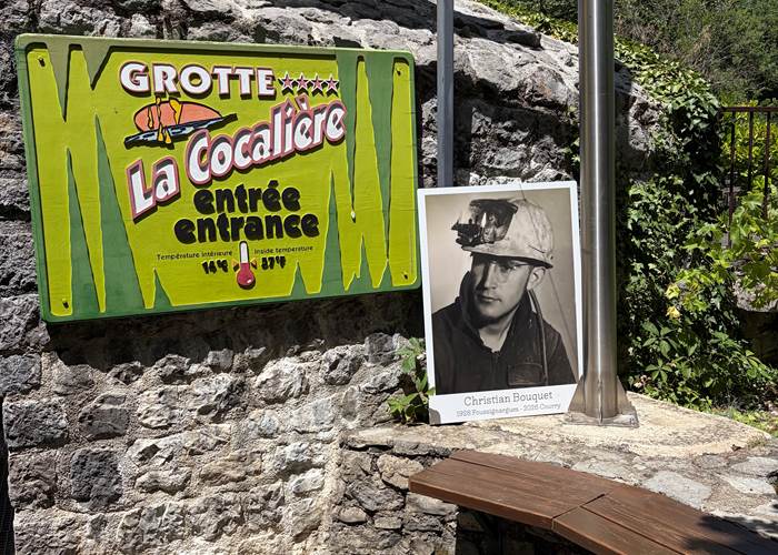 Les Mazets du Rouret - la grotte de la Cocalière