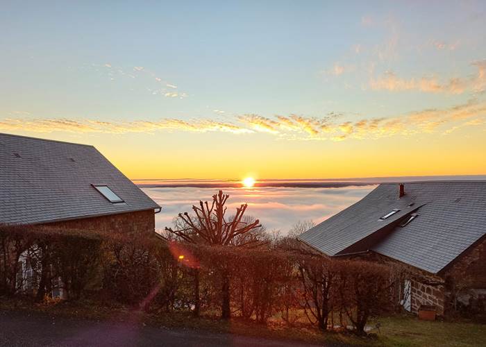 la Maison des Etoiles au dessus des nuages