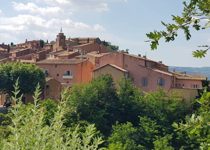 Silhouette_du village_de_Roussillon en Provence