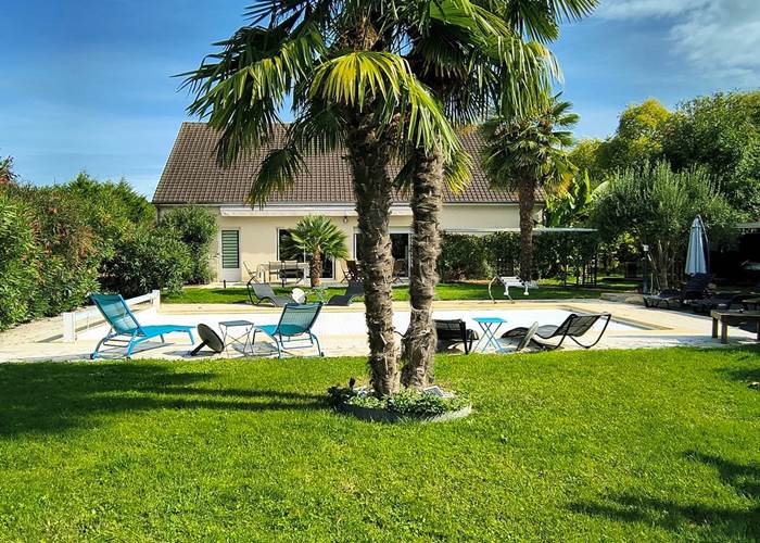 Chambre confortable à 25 minutes du circuit des 24 Heures du Mans.