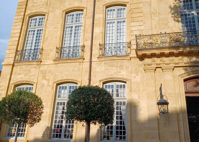 Hôtel de Caumont : Centre d'Art