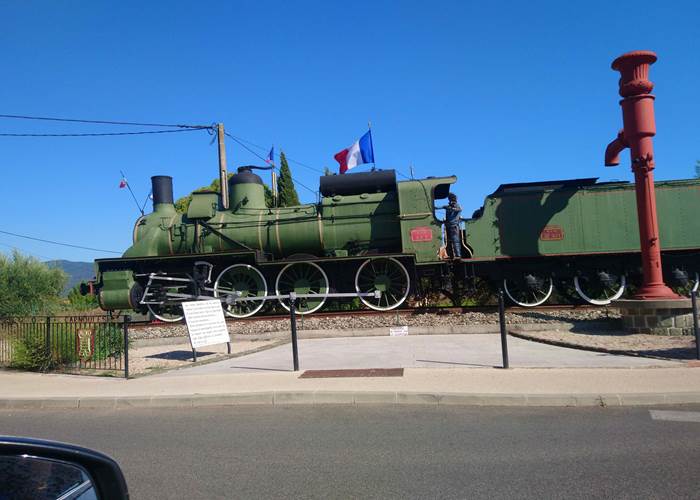 la locomotive de Carnoules