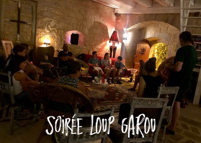 Animations, murder party, jeux de rôles, jeux de société, ludothèque au Château ludique de Saint-Chamarand dans le Lot