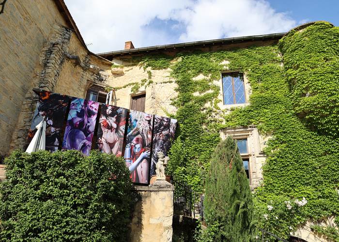 Exposition Onirisme au Château de Saint-Chamarand, Xavier Artesien, tailleur de pierre, Bruno Wagner, illustrateur de Fantasy