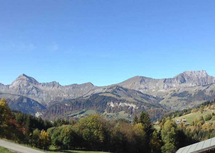 La vue depuis les Chalets d'Heidi en été