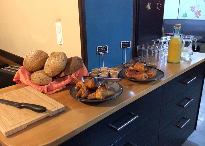 Petit déjeuner hôtel Bellevue Bagnoles Normandie