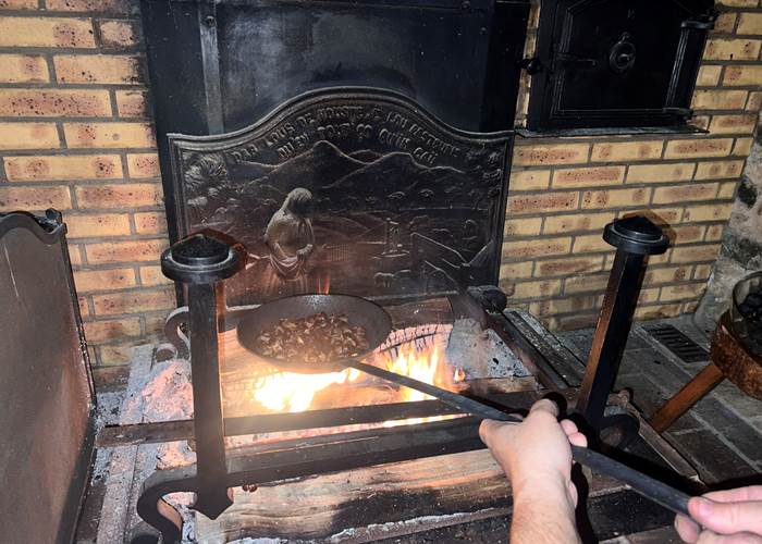 Châtaignes au coin du feu