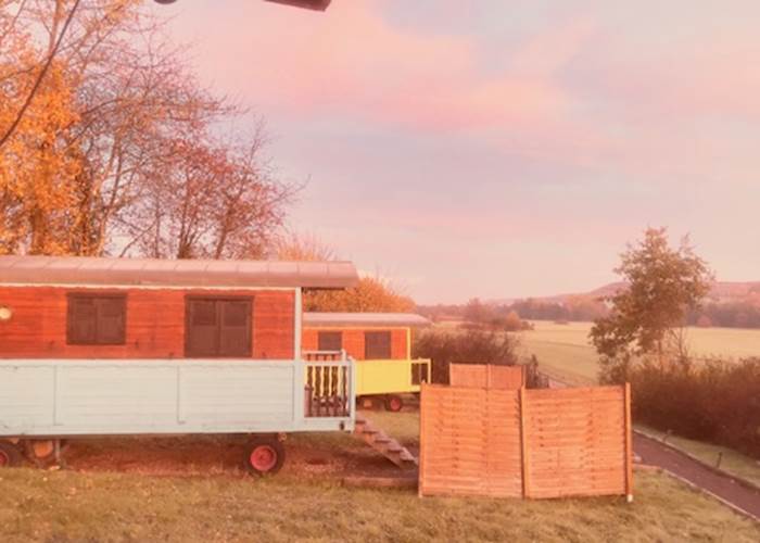 lever-soleil-nature-domaine-des-droles-de-dames-buding-lorraine.jpg Lever de soleil sur la nature et les arbres autour du Domaine des Drôles de Dames