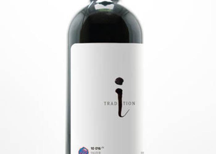 Tradition, 80% Merlot 20% Cabernet Franc
