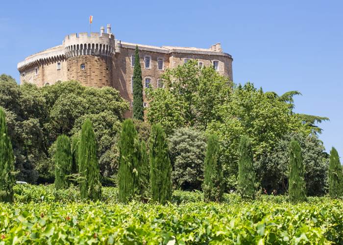 Le château de Suze la Rousse