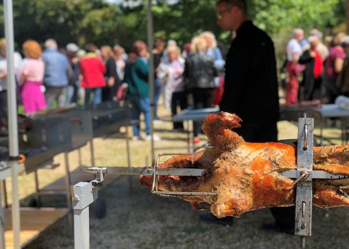 Cochon à la broche