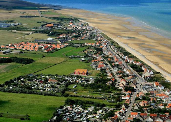 Séjounez dans l'un de nos hébergements touristiques proches de la mer.