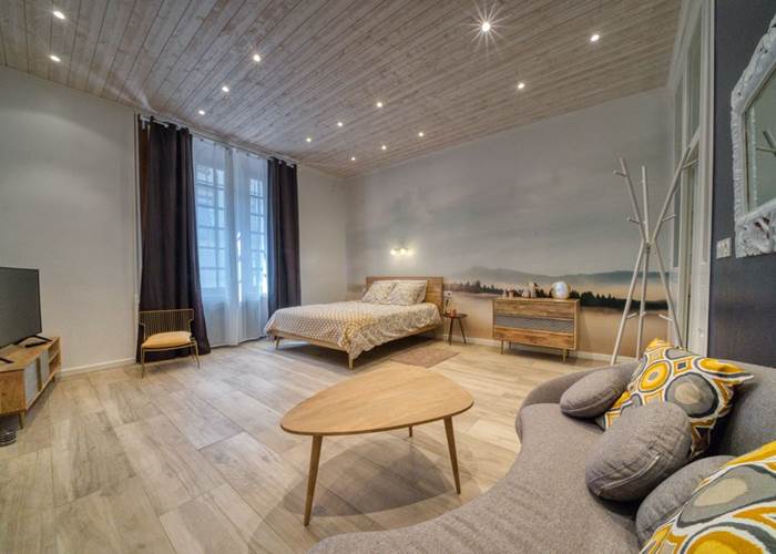 Gold: chambre coté rue