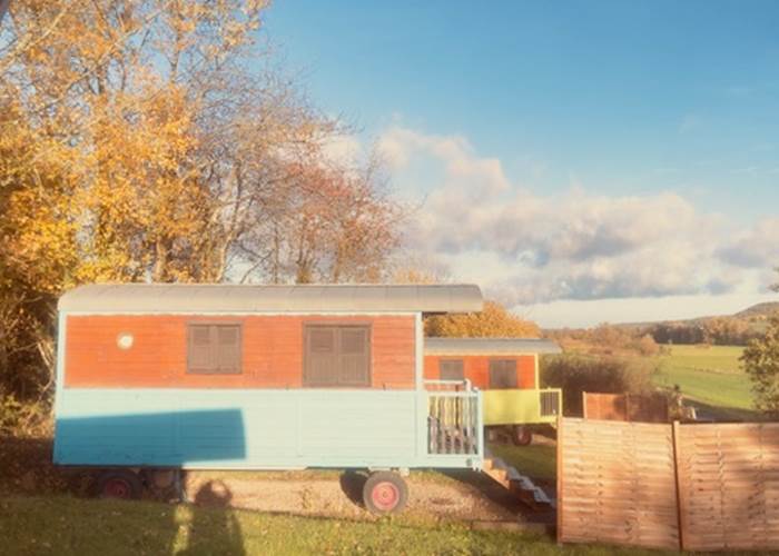 roulotte-andy-et-orbe-hebergement-insolite-domaine-des-droles-de-dames-buding.jpg--Les roulottes Andy et Orbe du Domaine des Drôles de Dames, hébergement insolite à Buding
