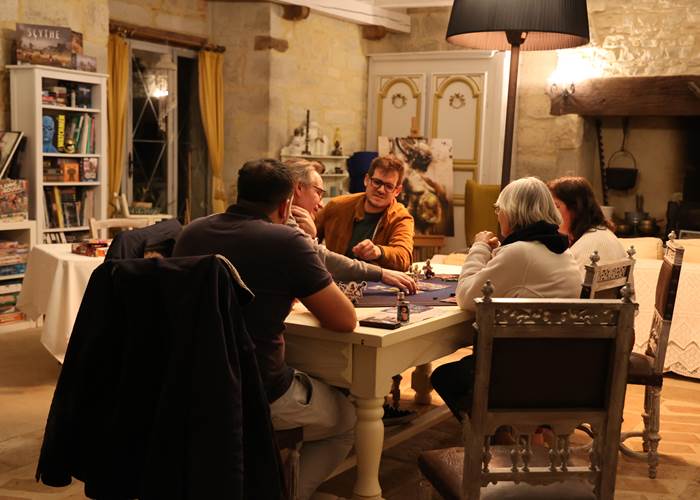 CHÂTEAU LUDIQUE & FANTASY, Jeux de société, jeux de rôle, murder party & animations immersives