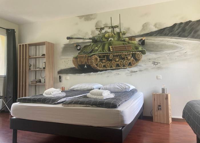 Tank Sherman américain débarquement Omaha beach vétéran