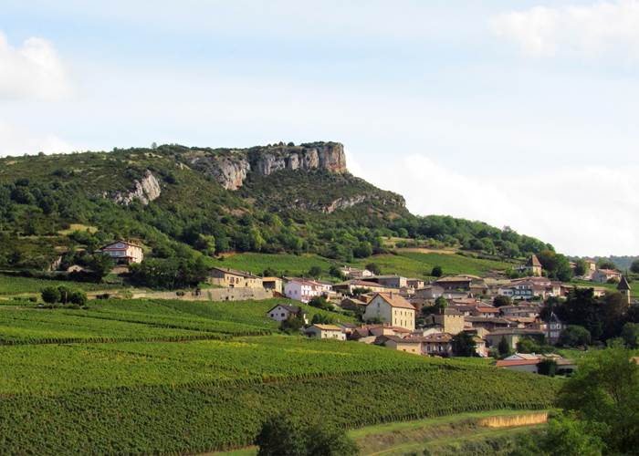 Village de Solutré en Saône-et-Loire