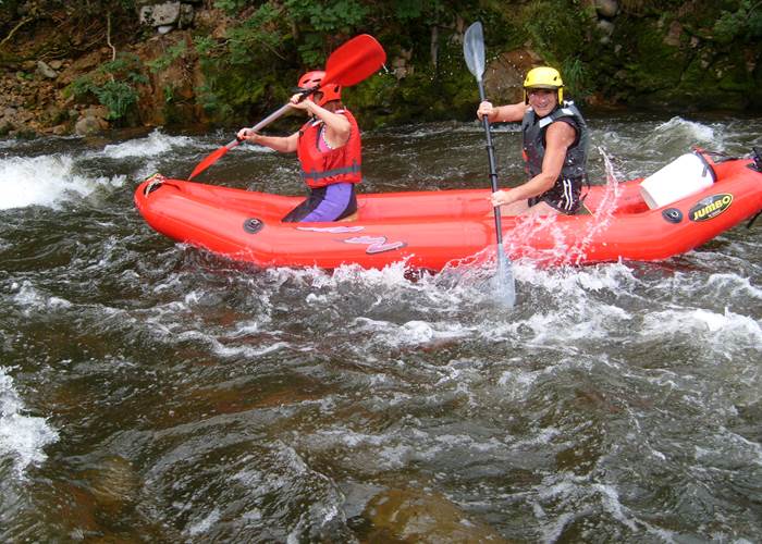 Canoë kayak dans les gorges de l'Allier
