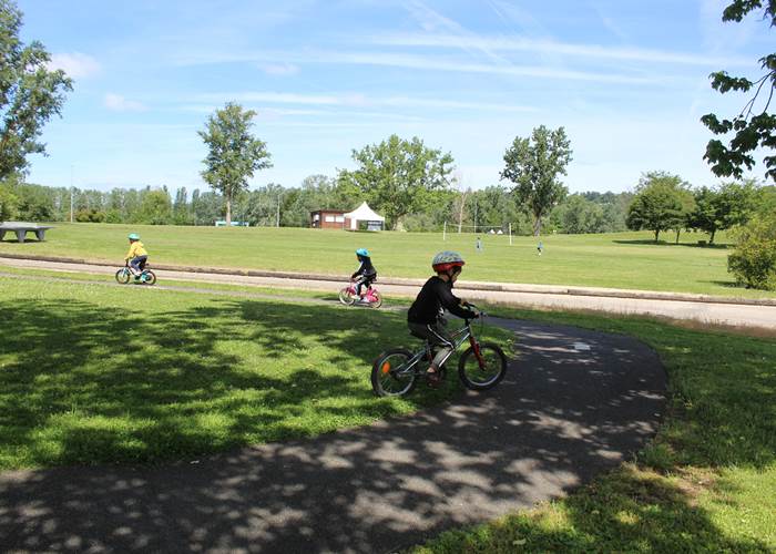 Apprentissage du vélo pour les enfants