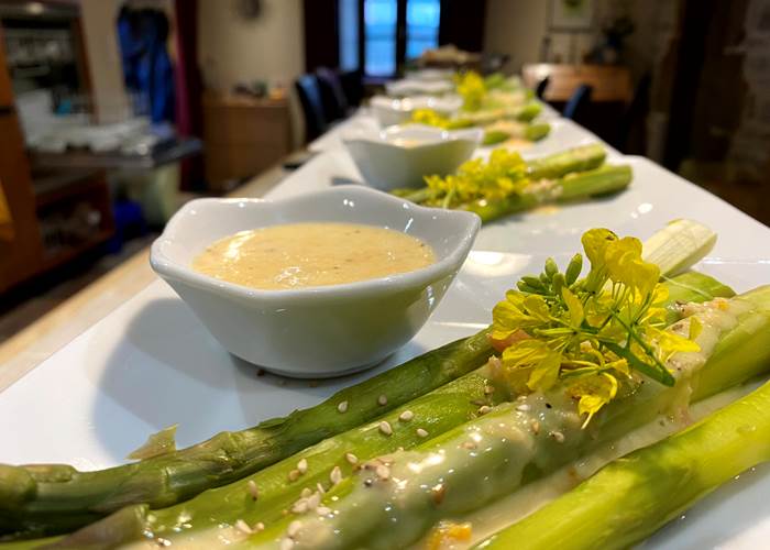 Asperge sauce à l'orange