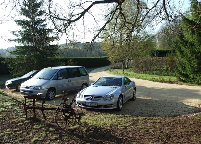 parking-chambres-dhotes-perigord