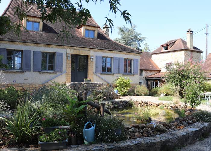 Les Charmes de Sarlat - Chambre d'hôtes Sarlat - Facade maison - Marre