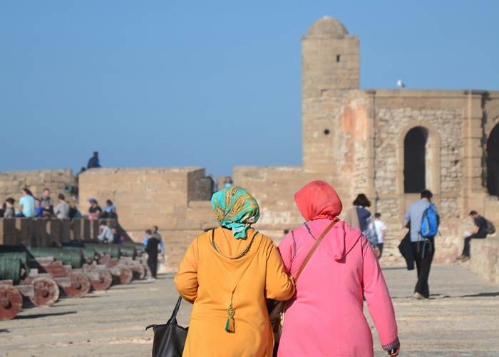 L'Élégance Marocaine : Une Ode à l'Art Vestimentaire