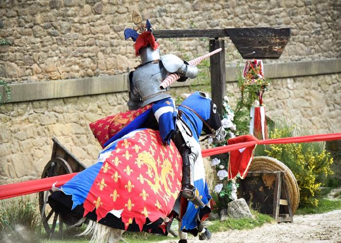 Joute équestre