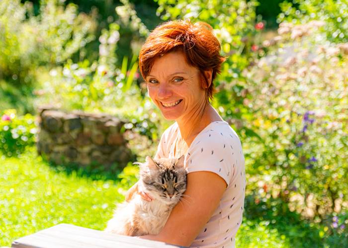 Anne-Sophie et Yolande, dite Yoyo-page