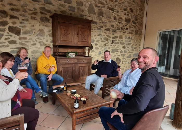 Le Coq du Nord-Mailhac apéritif table d'hôtes