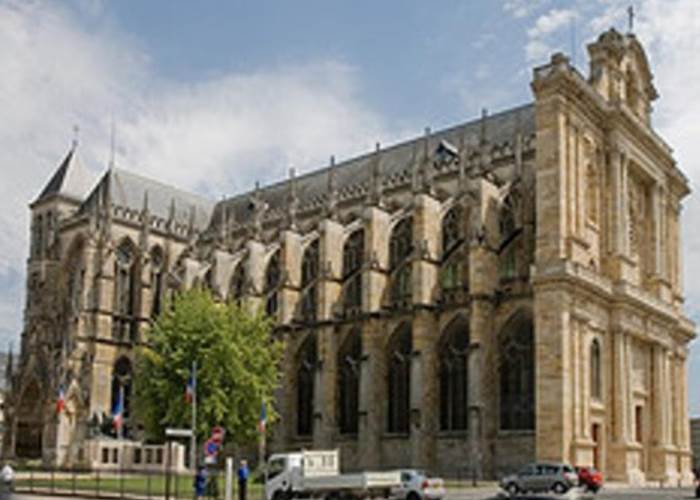 Cathe-drale-Saint-Etienne