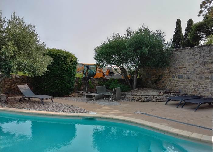 Petit déjeuner en observant les vendanges 🍇🍇🍇