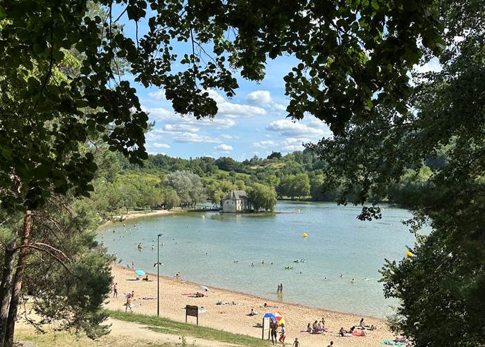 Le plan d'eau du lac du Causse