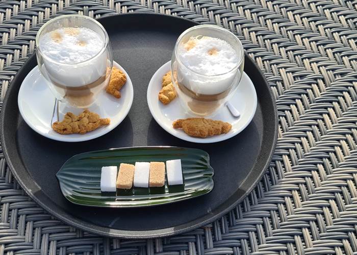 Latte Macchiato & Canistrelli Faits maison / Domaine Cardu Corse