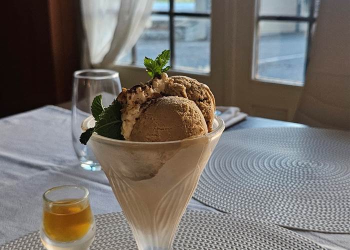 Glace maison au café