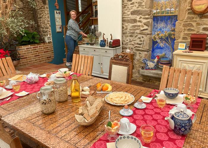 préparation du petit déjeuner en cours ...