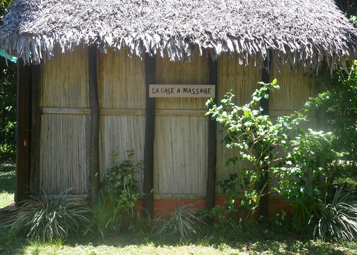 Case traditionnelle pour les massages