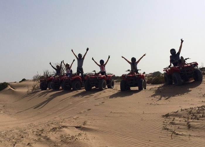 Quad dans les dunes