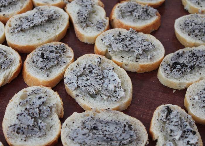 marché_aux_truffes_Périgueux