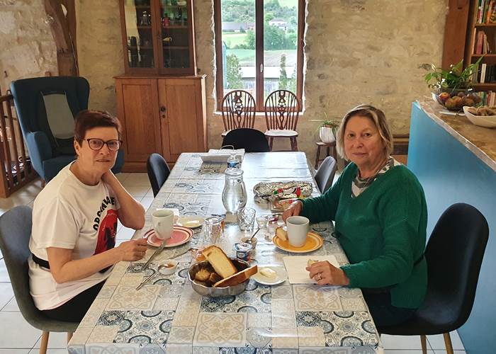 Petit déjeuner avant de repartir sur le GR65