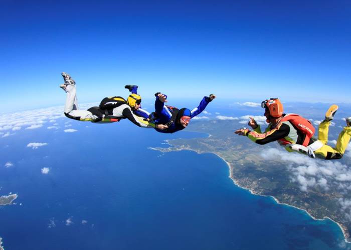 CORSE PARACHUTISME PROPRIANO 0675739874