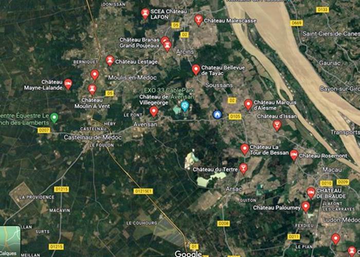 La route des Vins. Nous sommes idéalement placés au milieu des plus grand crus du monde.