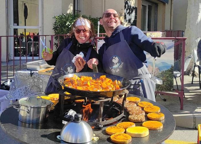 Le Coq du Nord-Mailhac cuisine à la Fête de la Courge