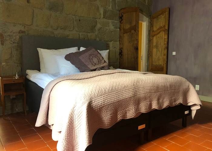 Bed 6