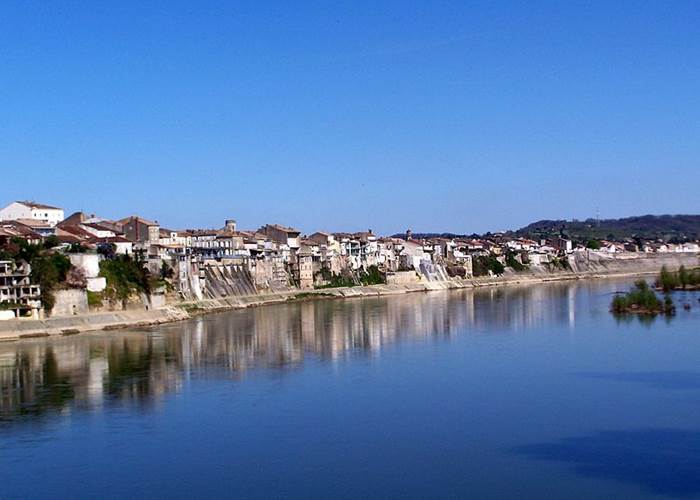 Garonne vue des quais de Tonneins