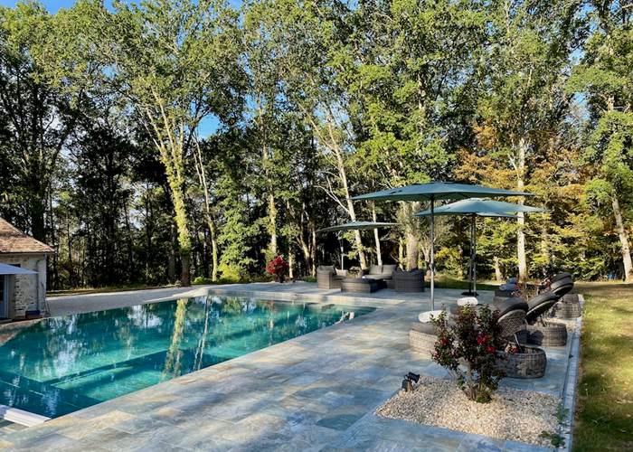 piscine-bains-de-soleil-salon-de-jardin-bergerac