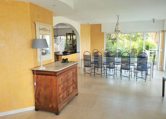 amazing south france riviera villa dining room sea view