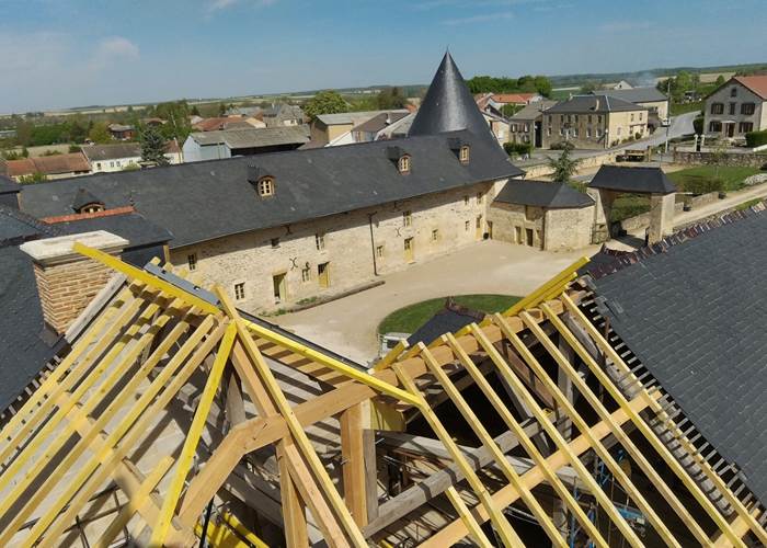 chateau charbogne avril 2020