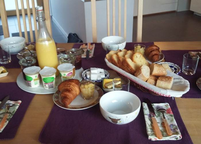 LE PETIT DEJEUNER (2)